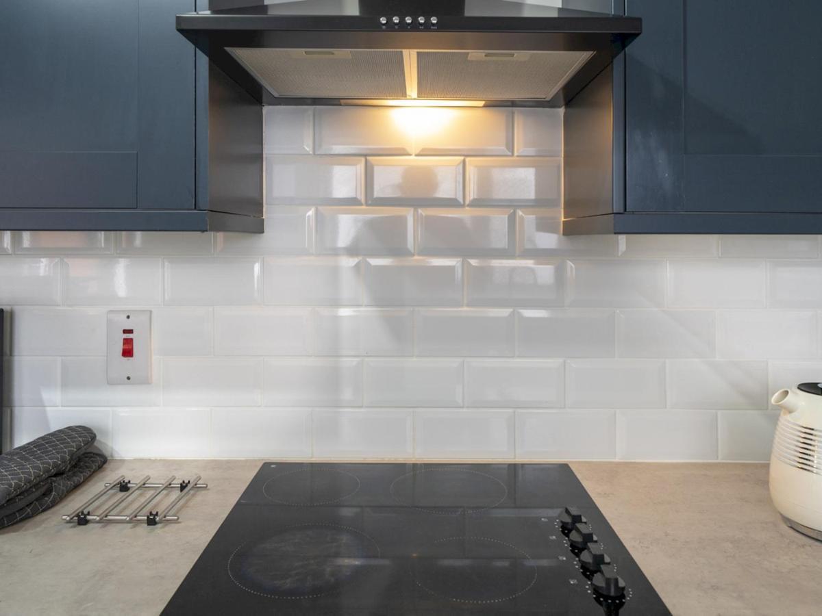 Pass The Keys 58 Lw Ave Stunning 2Br Terrace Top Location Lots Nearby 贝尔法斯特 外观 照片