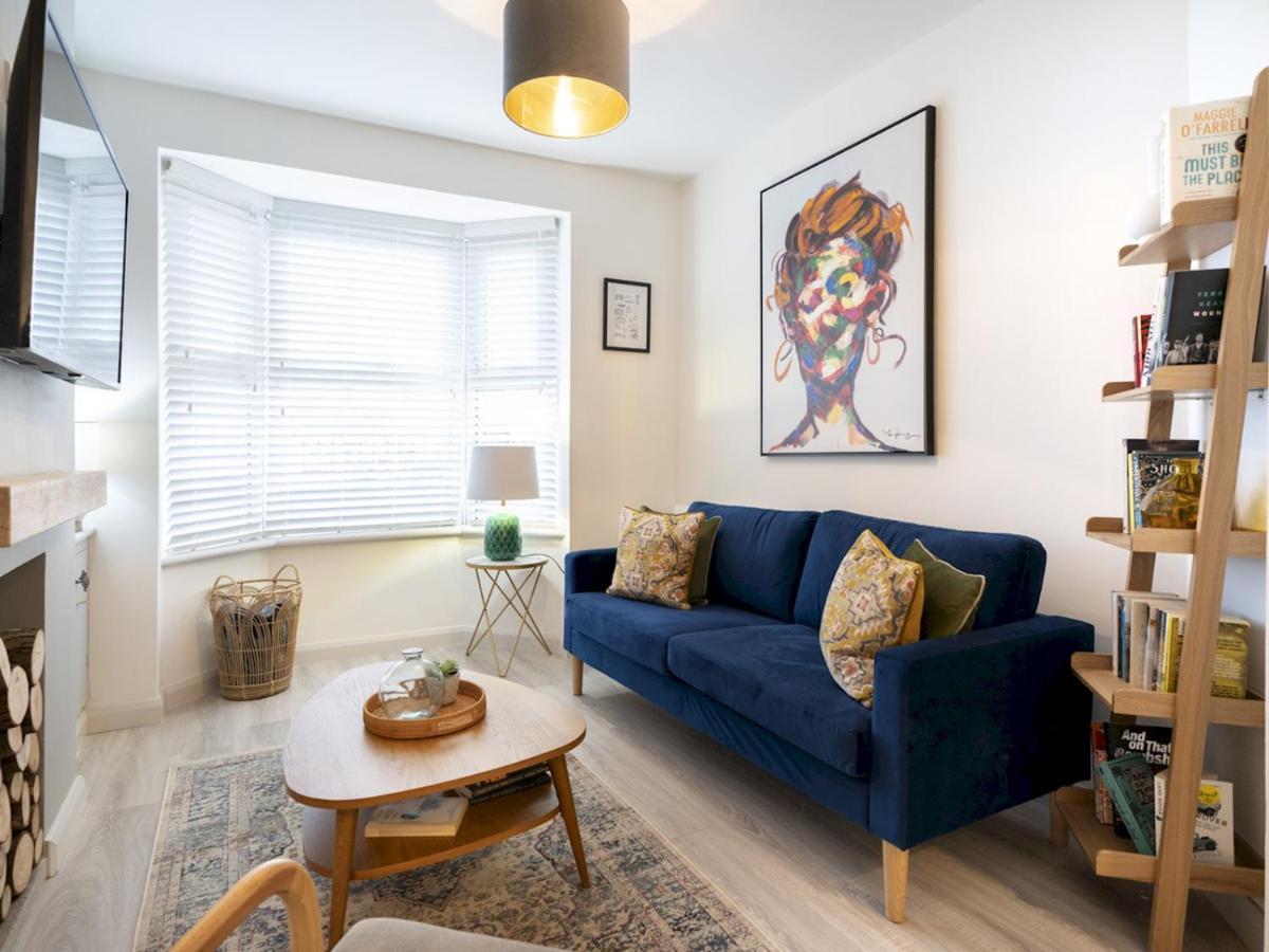 Pass The Keys 58 Lw Ave Stunning 2Br Terrace Top Location Lots Nearby 贝尔法斯特 外观 照片