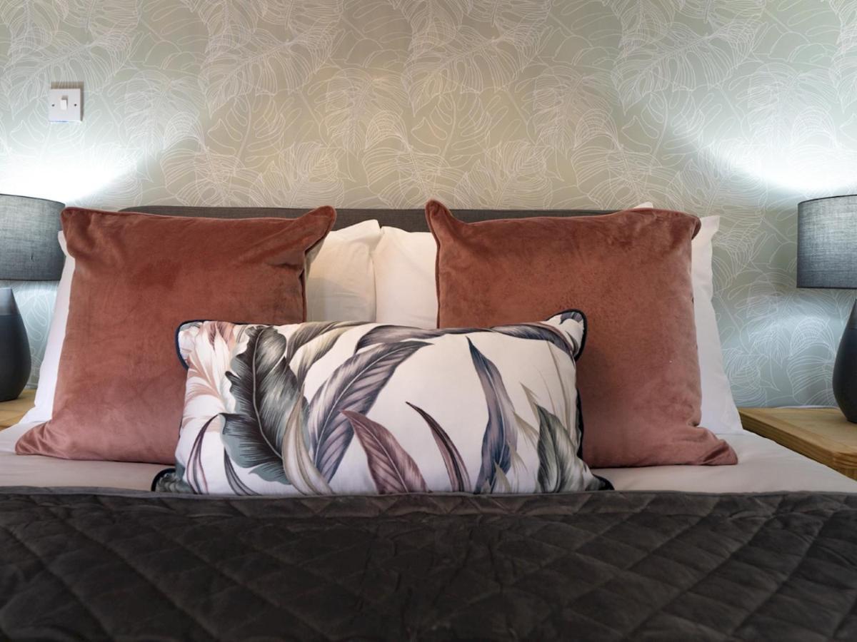 Pass The Keys 58 Lw Ave Stunning 2Br Terrace Top Location Lots Nearby 贝尔法斯特 外观 照片
