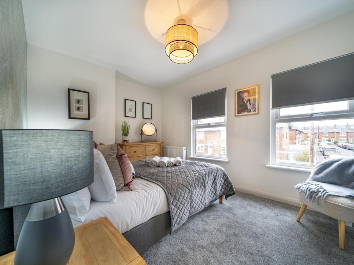 Pass The Keys 58 Lw Ave Stunning 2Br Terrace Top Location Lots Nearby 贝尔法斯特 外观 照片